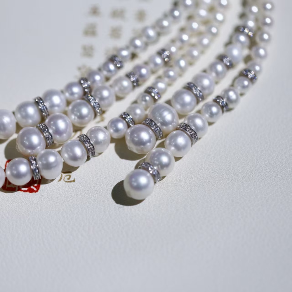 Freshwater white cuclear-free luxury double-loop pearl sweater chain necklace paired with 925 silver accessories