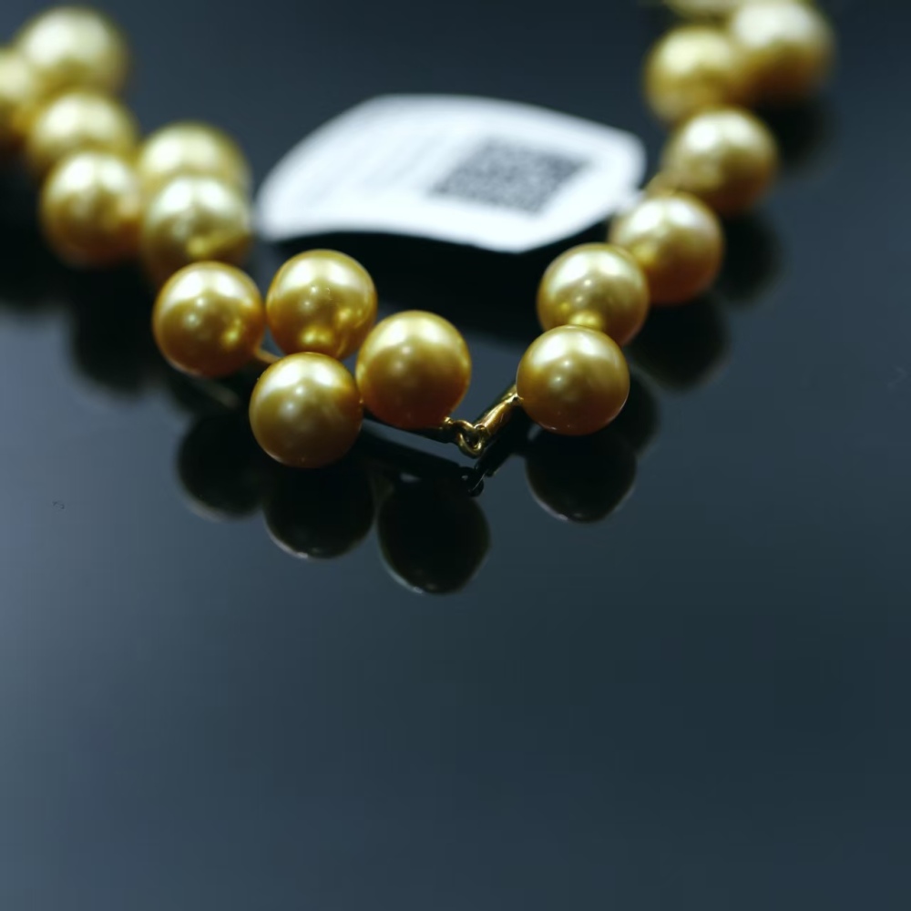 Flawless South Sea Gold Pearl Rich Golden Round Baroque 18K Gold Real diamond Pearl necklace with GUILD Certificate