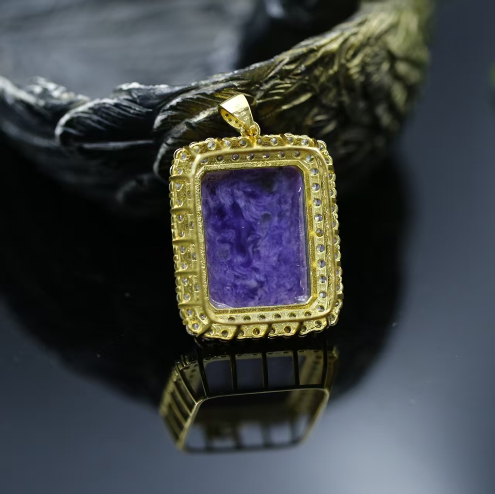 Square-cut charoite silver pendant