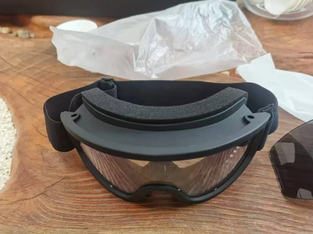 Personal Protective Equipment Goggles High-quality Tactical Training Protective Goggles Outdoor Sports Protective Goggles New Tactical Goggles Sports Eyewear with Night Vision Bulletproof Desert Tactical Glasses Anti-Fog