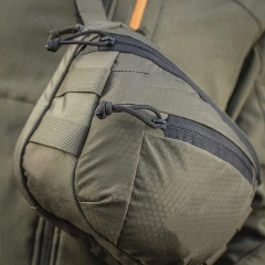 Assault Shoulder Bag Concealed Chest Sling Bag CCW Bag Military sling bag Practical shoulder sling backpack Military range finder bagLarge Military sling bag made of heavy fabric sturdy and durable as a Military Training backpack waist bag