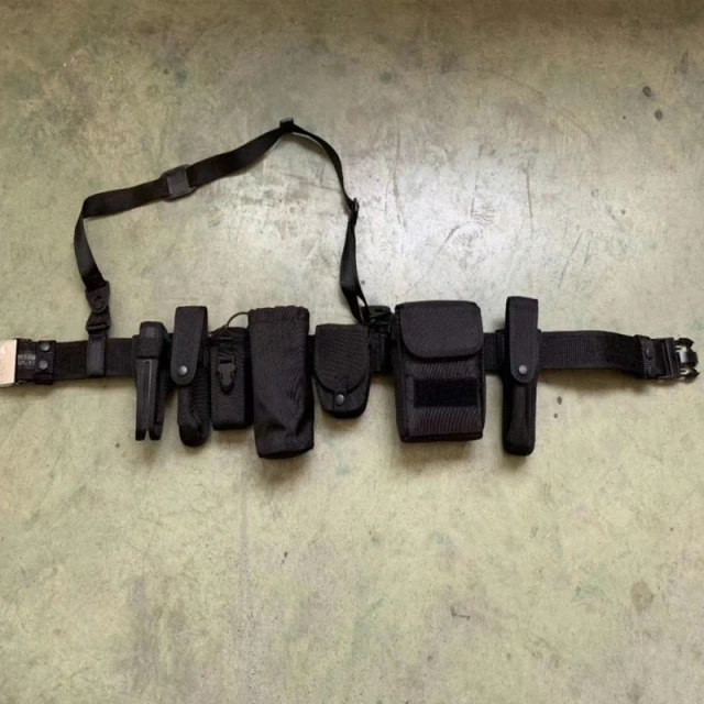 Durable Nylon Multifunctional Wear-resistant Multifunctional Outer Waistband with Waist Closure Portable Security Belt   Wholesale Premium Outdoor DOUBLE ADJUSTABLE Tactical Belt Quick Release Rigger Belt Heavy Duty Multi Function Belts