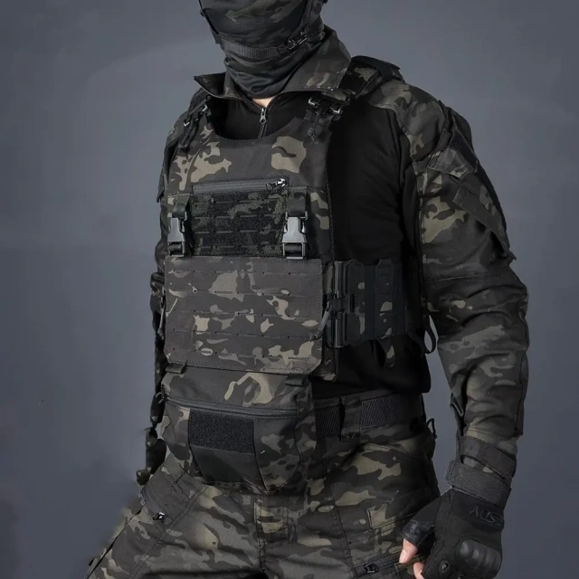 Hunting Training Vest Outdoor Sports Vest  Training Vest Outdoor Utility with Multiple Pockets Sports Training vest  Adjustable Sports Training Weighted Workout Vest Designed and Training Weight Vest