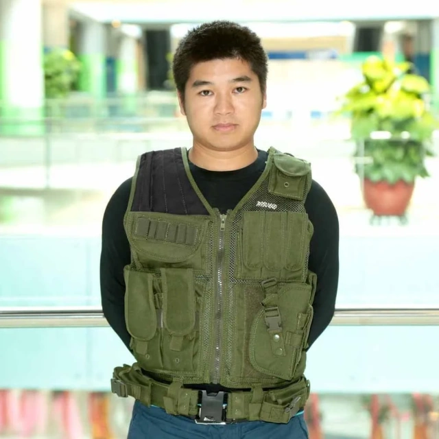 Vest Adjustable Breathable Training Vest  Training Vest Fully Adjustable Removable Placards Training Unisex Adjustable  Vest Fashion Training Low Profile Vest Wear-resistant lightweight vest