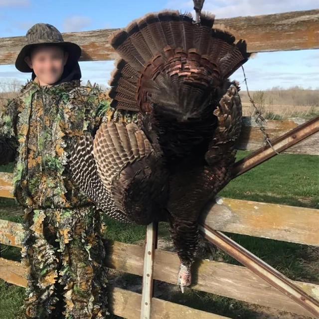 Lightweight Practical 3D Leafy Camo Suits with Storage Bag Ghillie Suits for Men Leaf Camouflage Training Hunting Ghillie Suit Jungle Hunting Camo Ghillie Suit 3D Leaf with Zippers and Pockets Lightweight Breathable Outdoor Hunting Camouflage Clothing