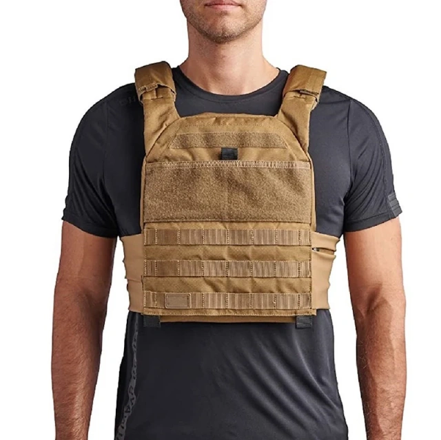 Lightweight Waterproof Vest Multifunctional Nylon Tactical Hunting Vest for Outdoor Breathable Tactical Vest for Training  Training Vest Ultra-Light Breathable Assault Training Vest Lightweight stab-proof Sports Training vest