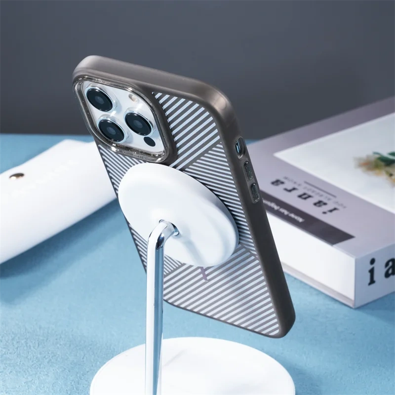 New Fashion 3D Striped Magnetic Phone Case For iPhone 12 13 14 15 16 Pro Max Plus For Magsafe Wireless Charger Shockproof Cover