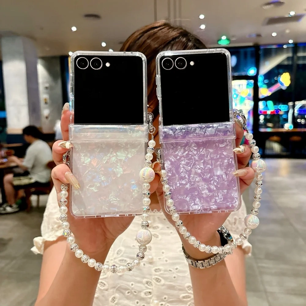 Luxury Shell Pattern Beads Bracelet Case for Samsung Galaxy Z Flip 7 6 5 flip 3 4 zflip7 Hand Wrist Chain Acrylic Hard Cover