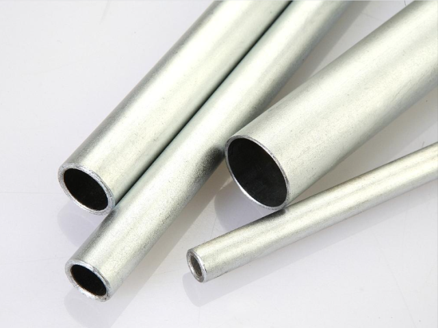 ST37 Q192 Galvanized Steel Pippe