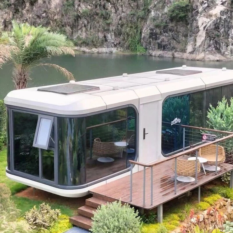 20ft Deluxe Space Capsule