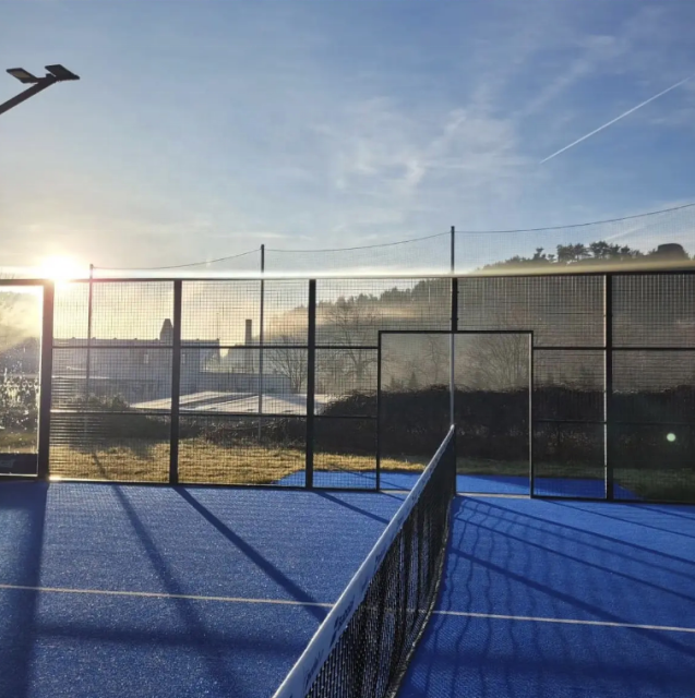 Best Selling Reinforced Steel Frame High Quality Tempered Glass Panoramic Padel Tennis Court for Indoor/Outdoor Club Sport