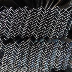 Hot Dip Galvanized Z Section Steel Z Purlin Z Channel Steel Profile Custom Sizes for Steel Structure
