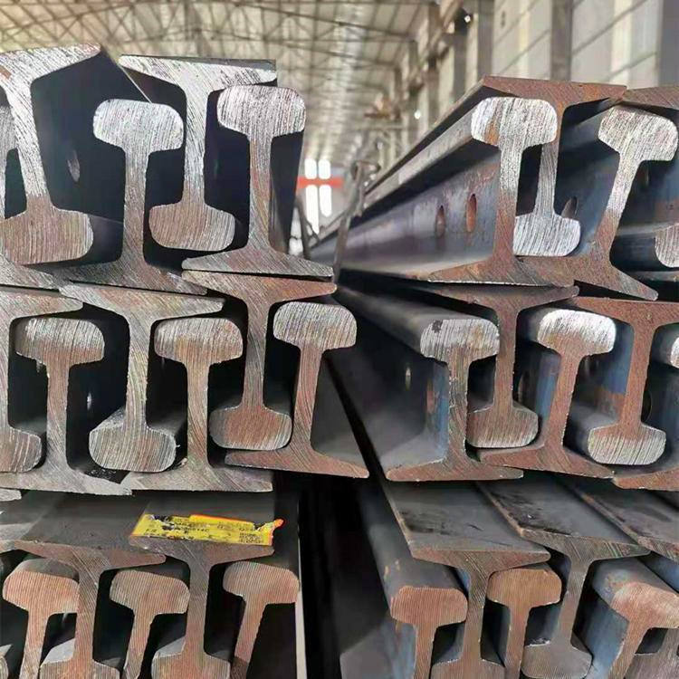 Wear Resistant Steel Rail Track for Railway Use with Uic54 Uic60 Specification