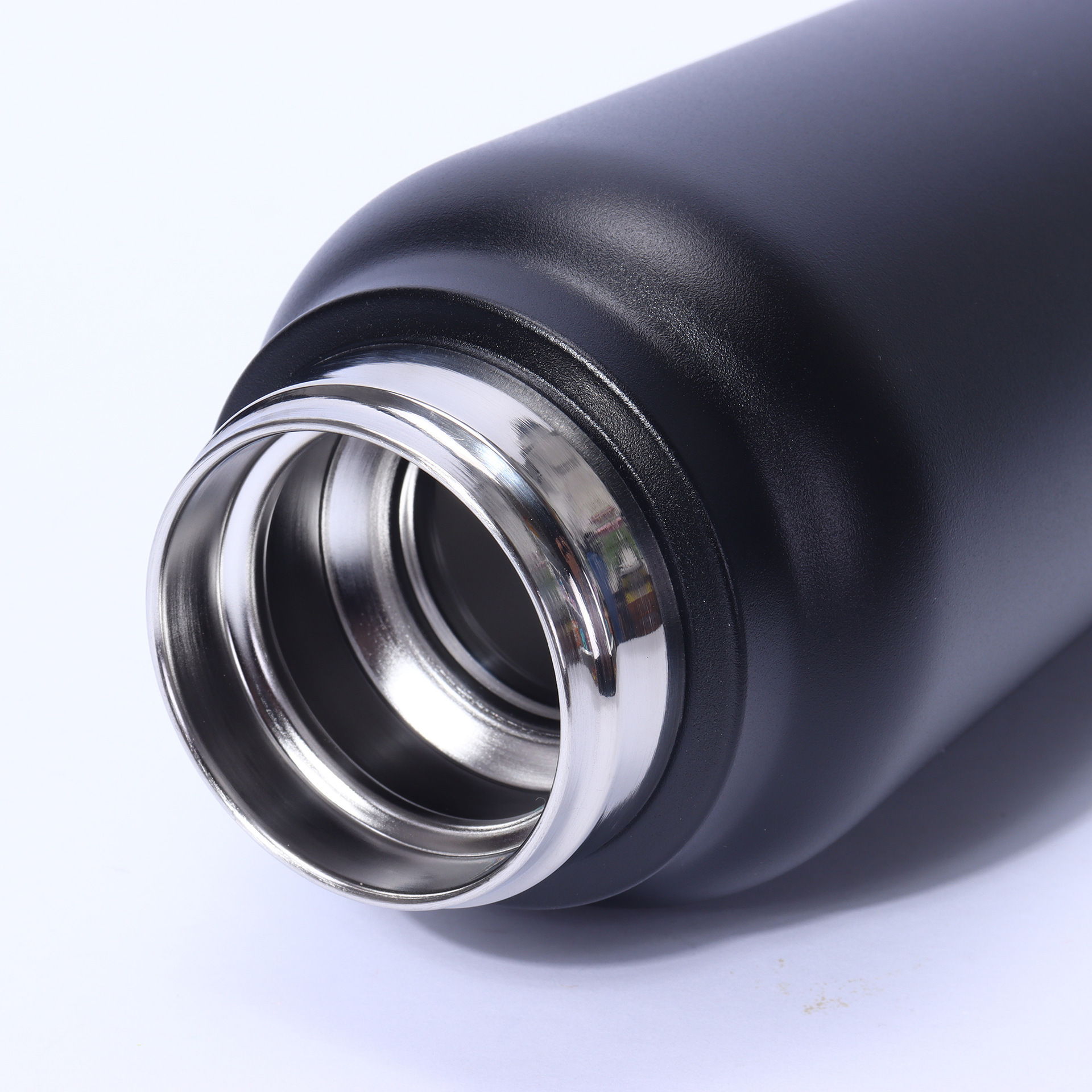 Wholesale 26oz Threadless One-Touch Stainless Steel Cup | B2B Spray-Coated Thermal bottle