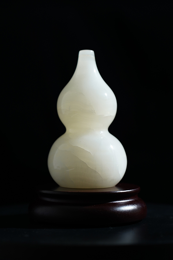 Qian Position Fortune Keeper - Jade Gourd for Prosperity & Harmony​