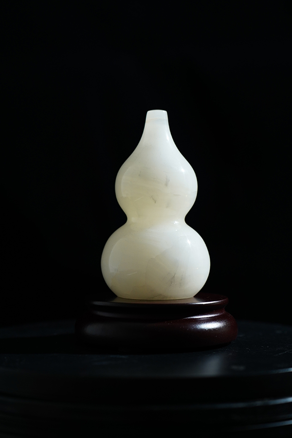 Qian Position Fortune Keeper - Jade Gourd for Prosperity & Harmony​