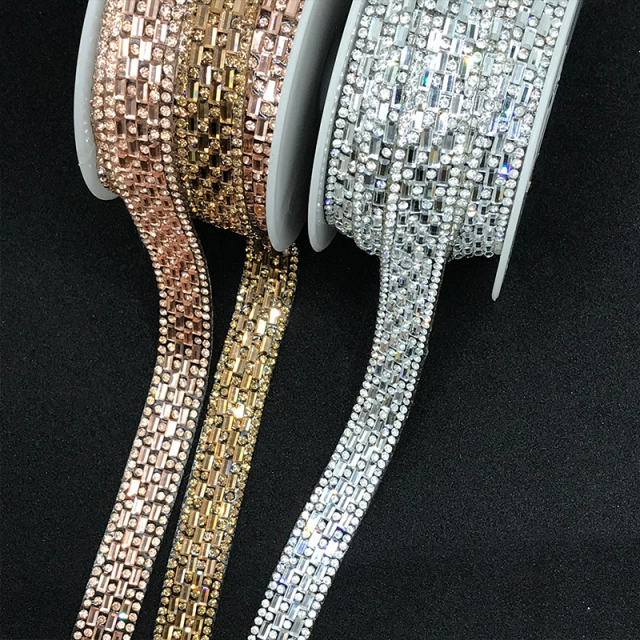 Rose Gold Glass Rhinestone Trimming Factory