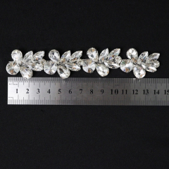 Shiny Leaf Shaped Rhinestone Chain Trim Factory