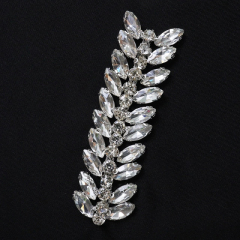 Shiny Leaf Shaped Rhinestone Chain Trim Factory