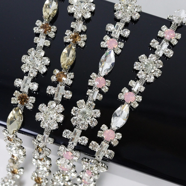 Sparkle Flower Shaped Rhinestone Trim for Sewing Wholesale