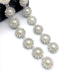 Flower Shaped Pearl Rhinestone Chain Exporter