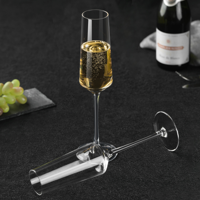 Stemmed Champagne Flute – 200ml (7oz) | CnGlass
