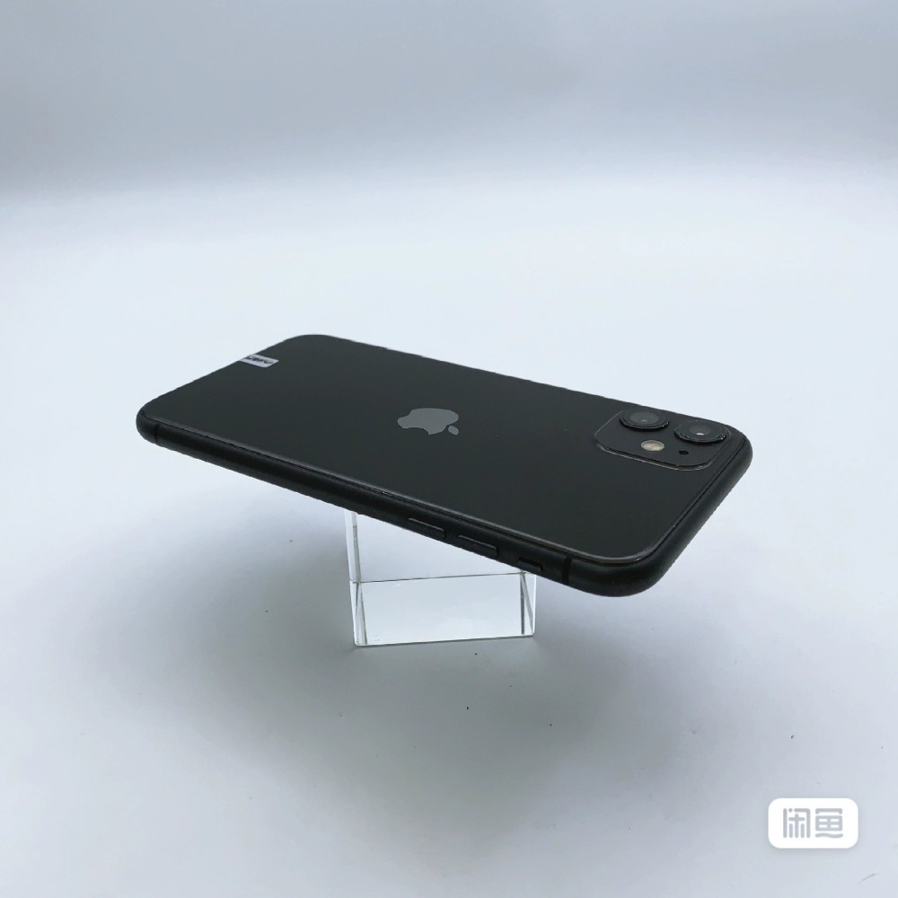 used and original iphone 11 black 100% battery healthy
