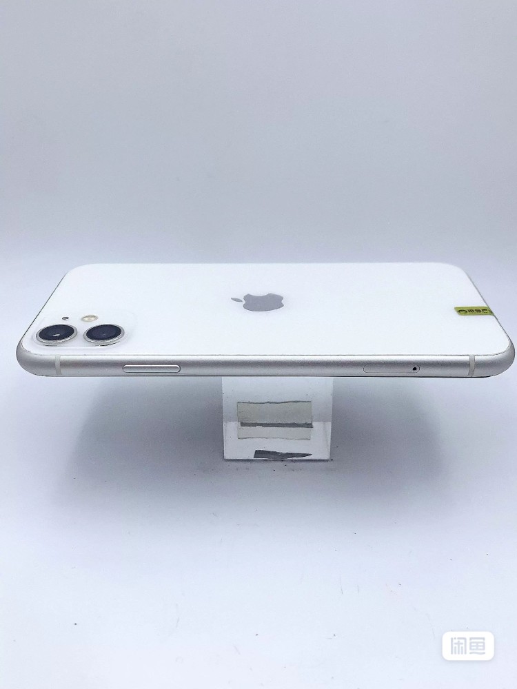 used and original iphone 11 256GB white 90%-95% battery healthy