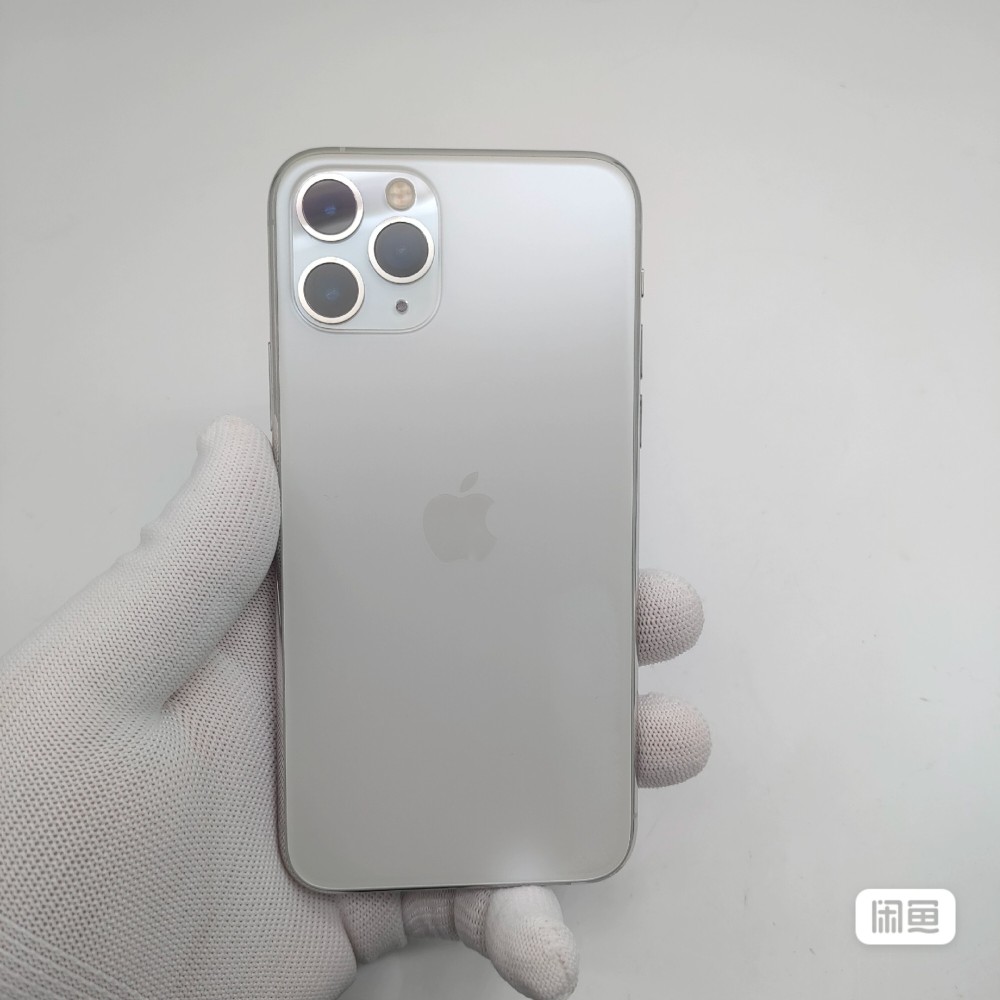 used and original iphone 11 pro 256GB silver 95% battery healthy