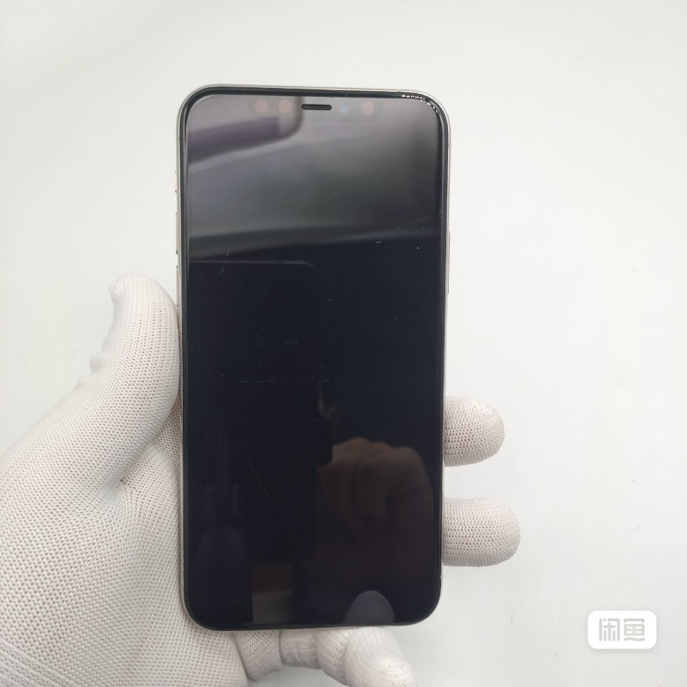 used and original iphone 11 pro 256GB silver 95% battery healthy