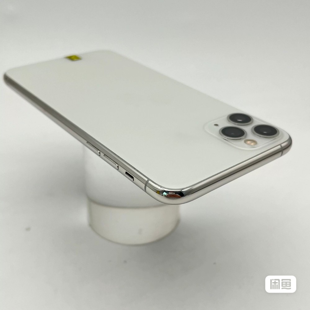 used and original iphone 11 pro max 256GB silver 90%-95% battery healthy