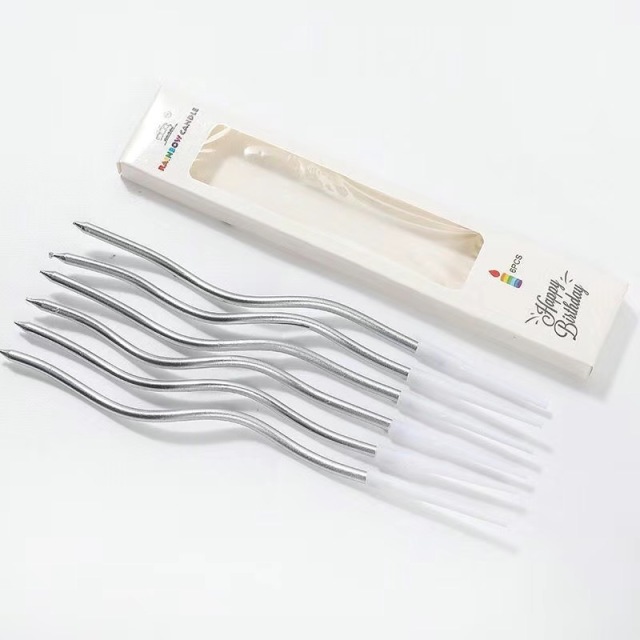 Curve and straight candles, with various shapes and colors, offer a wide range of choices