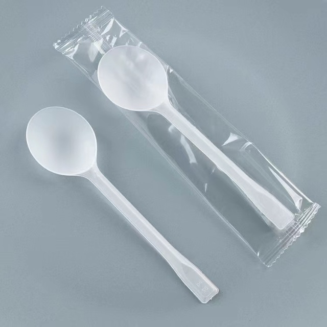 Plastic spoons are very convenient for eating