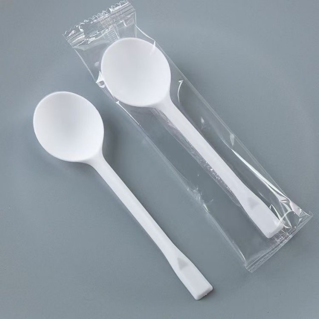 Plastic spoons are very convenient for eating