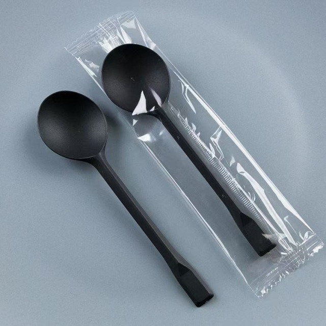 Plastic spoons are very convenient for eating