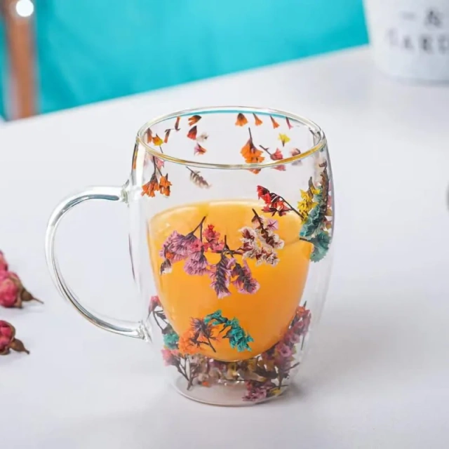 350ml 12OZ Heat Resistance Glass Cup with Dry Flower High Borosilicate Double Wall Glass Mug