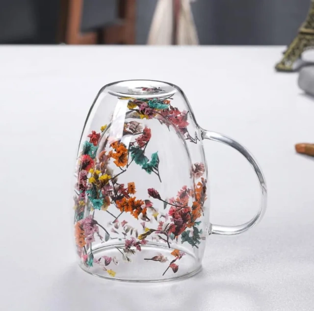 350ml 12OZ Heat Resistance Glass Cup with Dry Flower High Borosilicate Double Wall Glass Mug