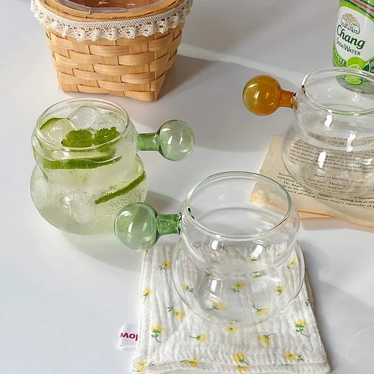 Fashion Design 280ml Gourd Shaped High Borosilicate Glass Transparent Cup with Ball Handle Coffee Milk Cup