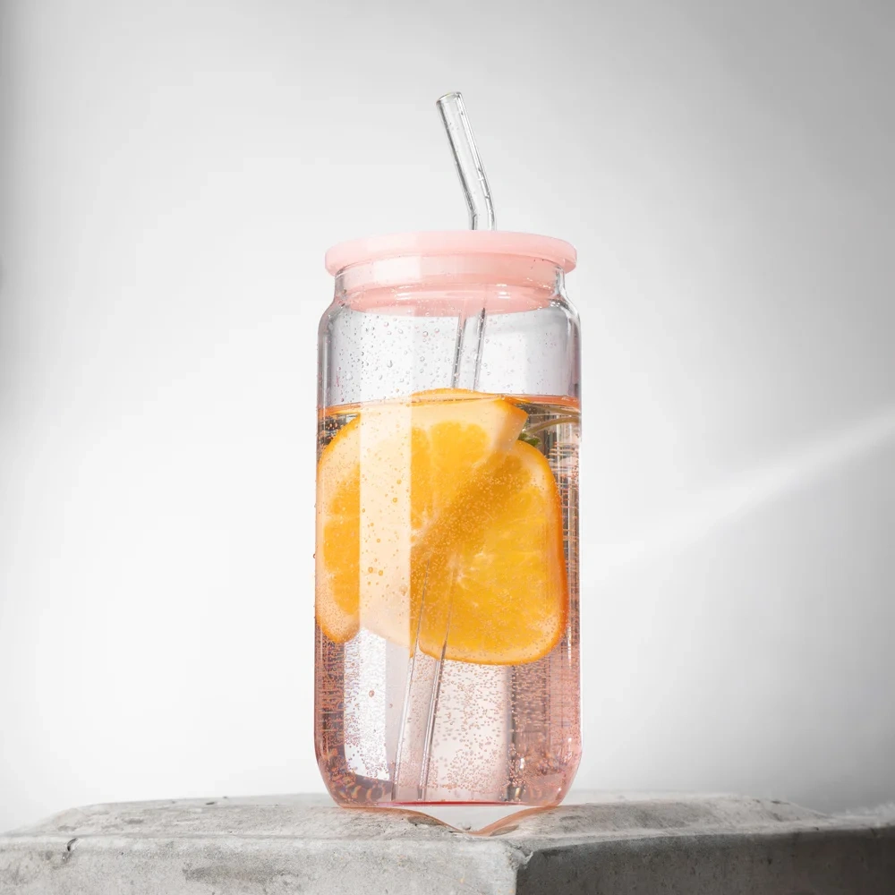Hot Selling 480ML Can Shape Iced Coffee Cup with Plastic Lid and Straw High Borosilicate Glass Cup Tumbler Cup