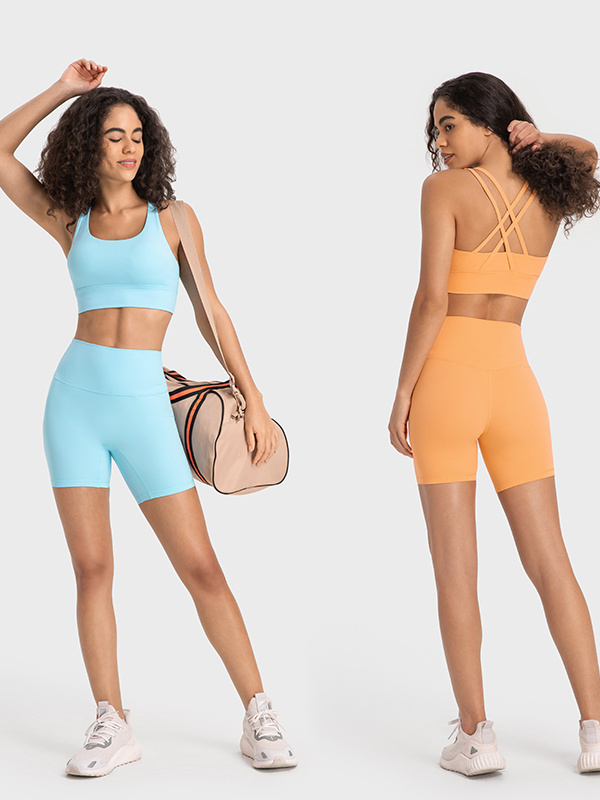 Women's Criss-Cross Back Strappy Padded Sports Bra