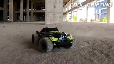 Vintage Cyclone 1:20 All-Terrain Climbing RC Car | 2.4G High-Speed Off-Road RC Racing Car