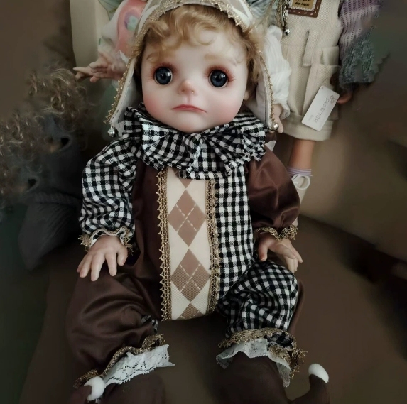 "Joyful Rebirth" 45cm Collectible Articulated Clown Doll
