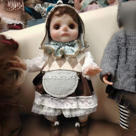 "Joyful Rebirth" 45cm Collectible Articulated Clown Doll