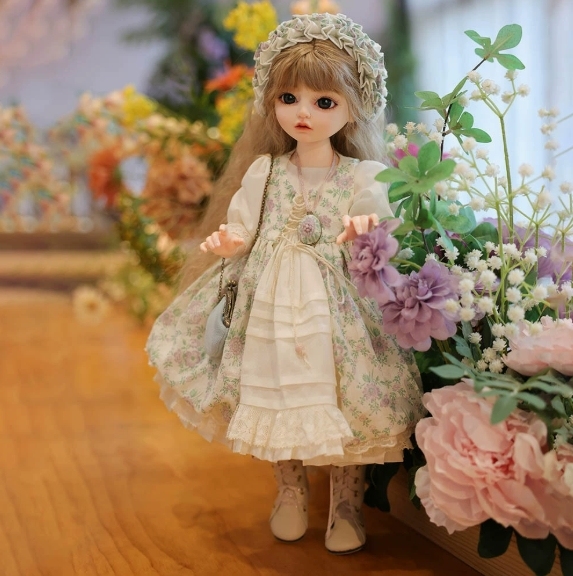 Flower Fairy Vinyl Doll - Collectible Grade Figurine