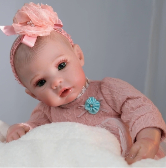 Sweet Dream Bright Eyes · Lifelike Reborn Baby Collectible Doll