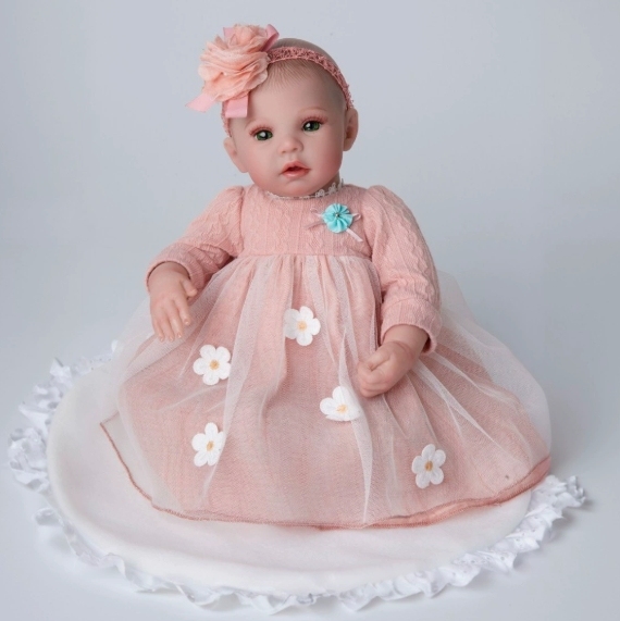 Sweet Dream Bright Eyes · Lifelike Reborn Baby Collectible Doll