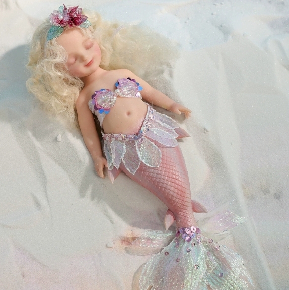 Coral Sweet Dream · Flower Crown Slumbering Solid Silicone Mermaid (Honey Pink Coral Shade)