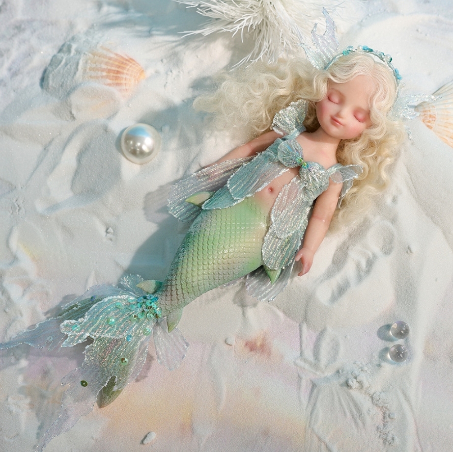 Green Sakura Breath · Green-Pink Blended Slumbering Solid Silicone Mermaid