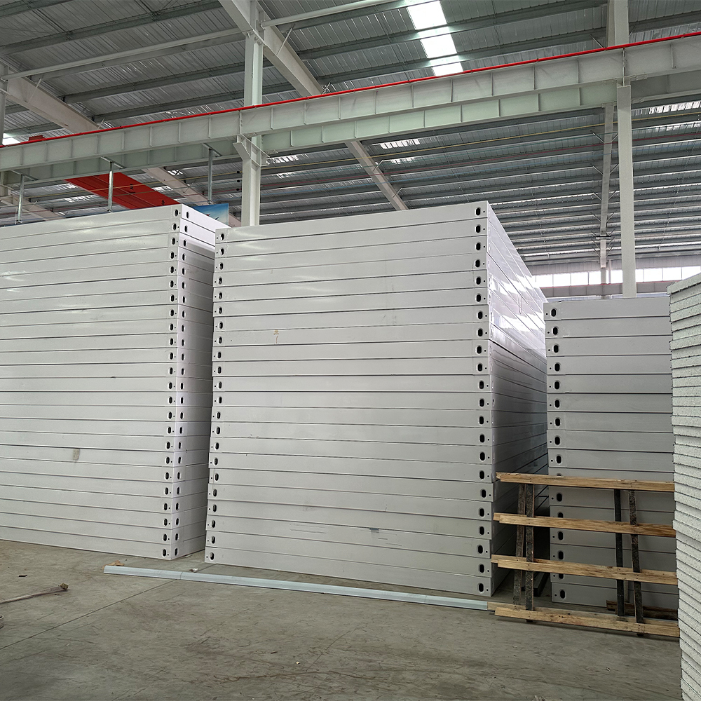 Fast Assembly 20ft Prefab Modular House Z Type Folding Container House