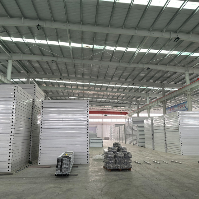 Z-Folding Modular Prefabricated Breathable Modern Design Foldable Container House